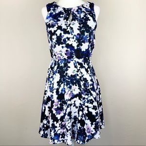 Express size 2 floral dress with side zipper